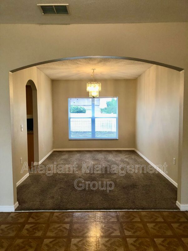 Foto del edificio - 638 Muskrat Dr