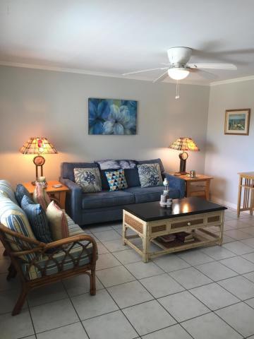 Sala de estar - 3158 Beach Winds Ct