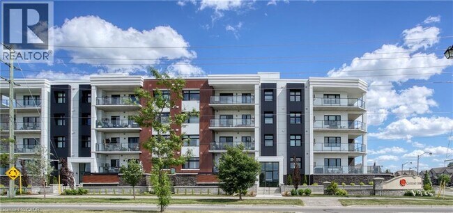 Building Photo - 245 Grey Silo Rd