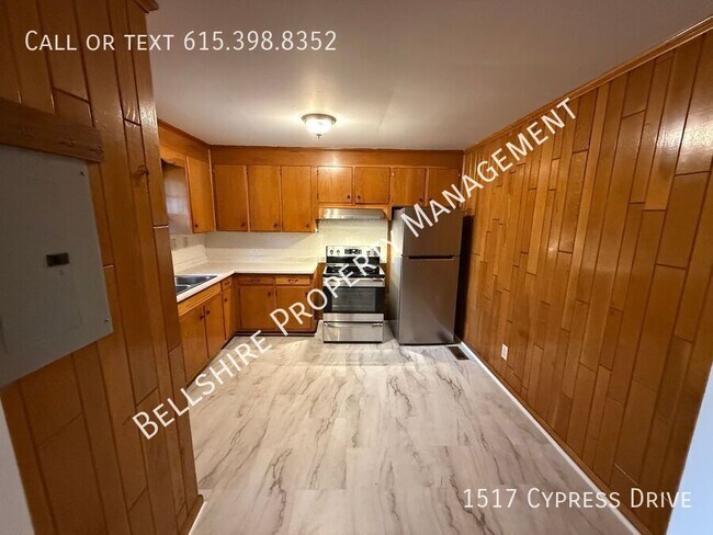 Foto del edificio - 1517 Cypress Dr