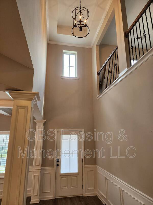 Photo - 2112 Sequoia Dr House