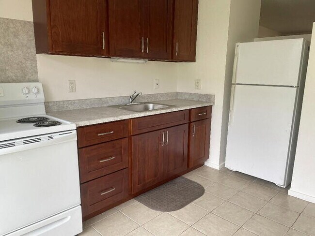 Foto del edificio - HAAWI WAY 2/1/1 duplex, W/D, storage, pati...