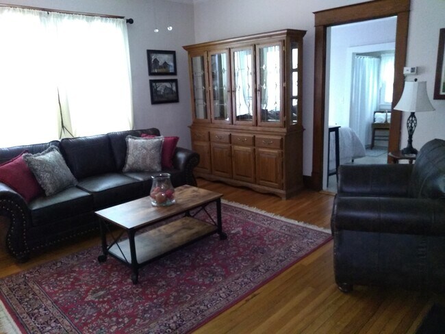 LR with view into first floor BR - 11094 Porterfield Hwy