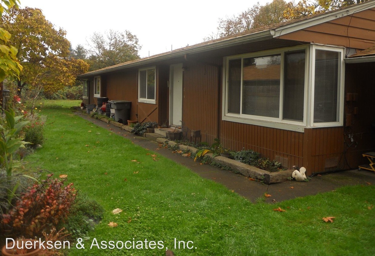 Primary Photo - 4041 NE Fair Acres Dr