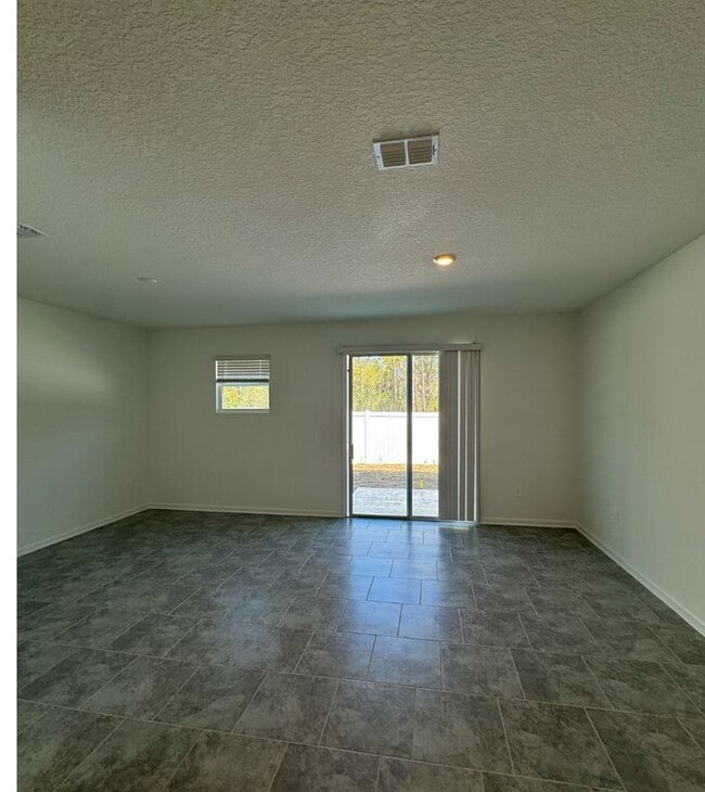 Building Photo - 7717 Stone Crk Trl