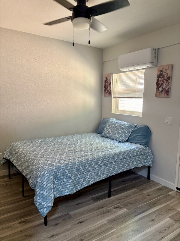 Foto del edificio - 28409 Victoria Rd