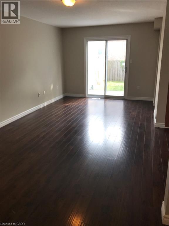 Building Photo - 547 Chablis Dr