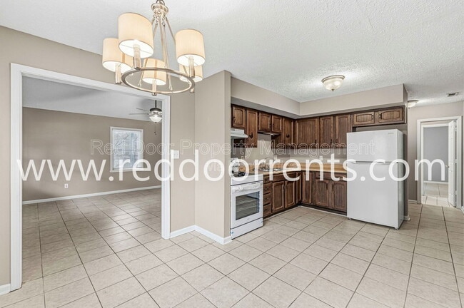 Building Photo - 517 Gibbs St