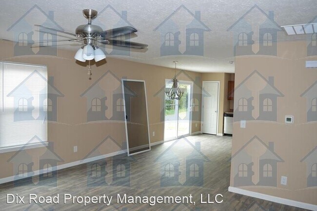 Building Photo - 4 br, 2.5 bath House - 2485 Deercove Court