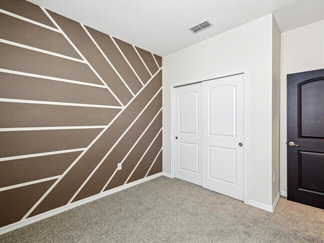 Building Photo - 11525 Southern Creek Dr