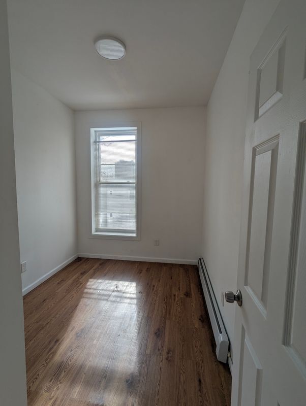 Foto del edificio - 372 Clinton Ave