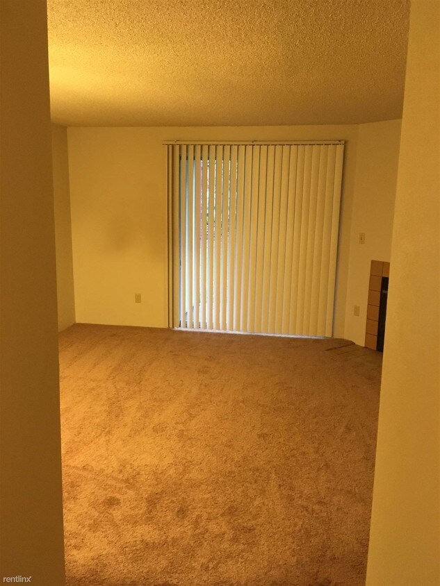 Primary Photo - 9902 11th Avenue Ct E