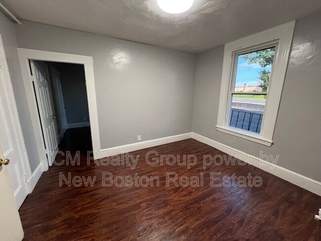 Foto del edificio - 64 Hollis St