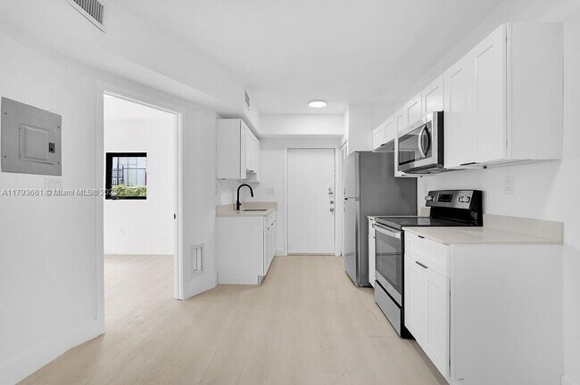 Foto del edificio - 1814 NW 2nd Ct