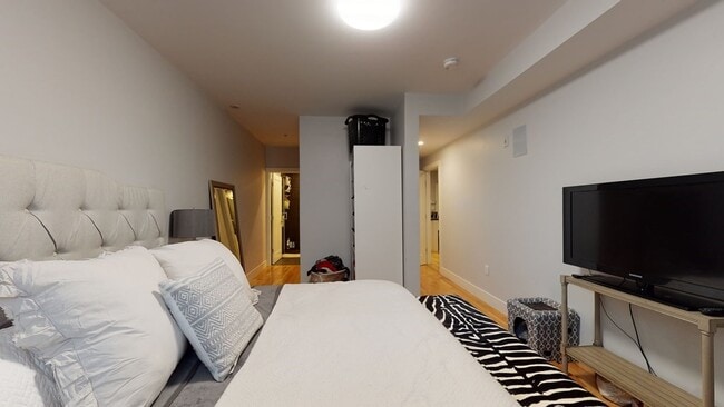 Foto del edificio - 339 W Broadway