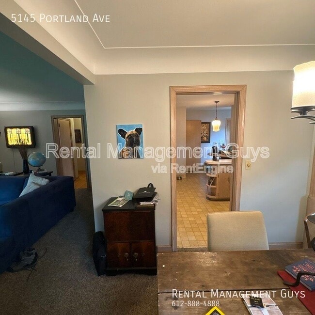 Foto del edificio - 5145 Portland Ave