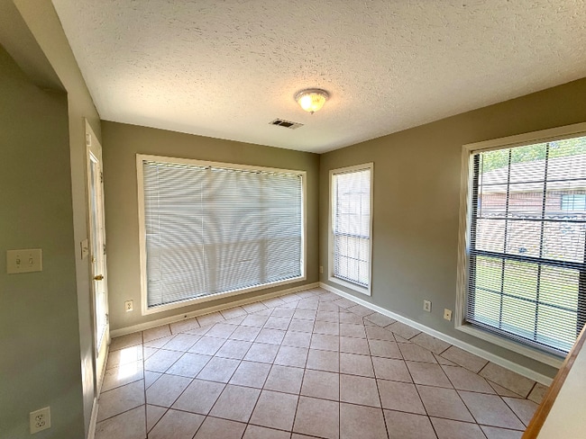 Building Photo - 7067 Runnymede Dr