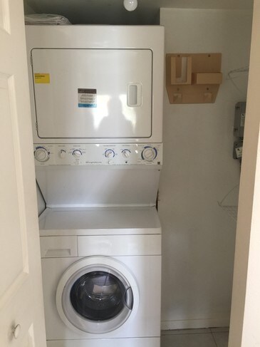 Foto del edificio - 9431 SW 4th St