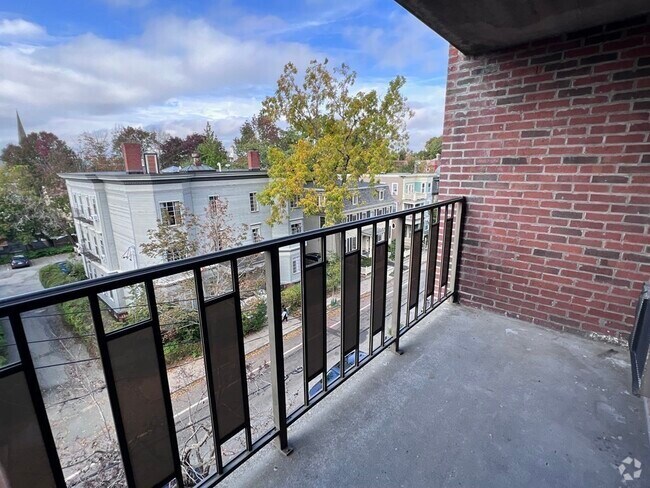 Building Photo - 12 Ellery St