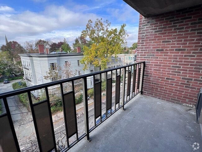 Building Photo - 12 Ellery St