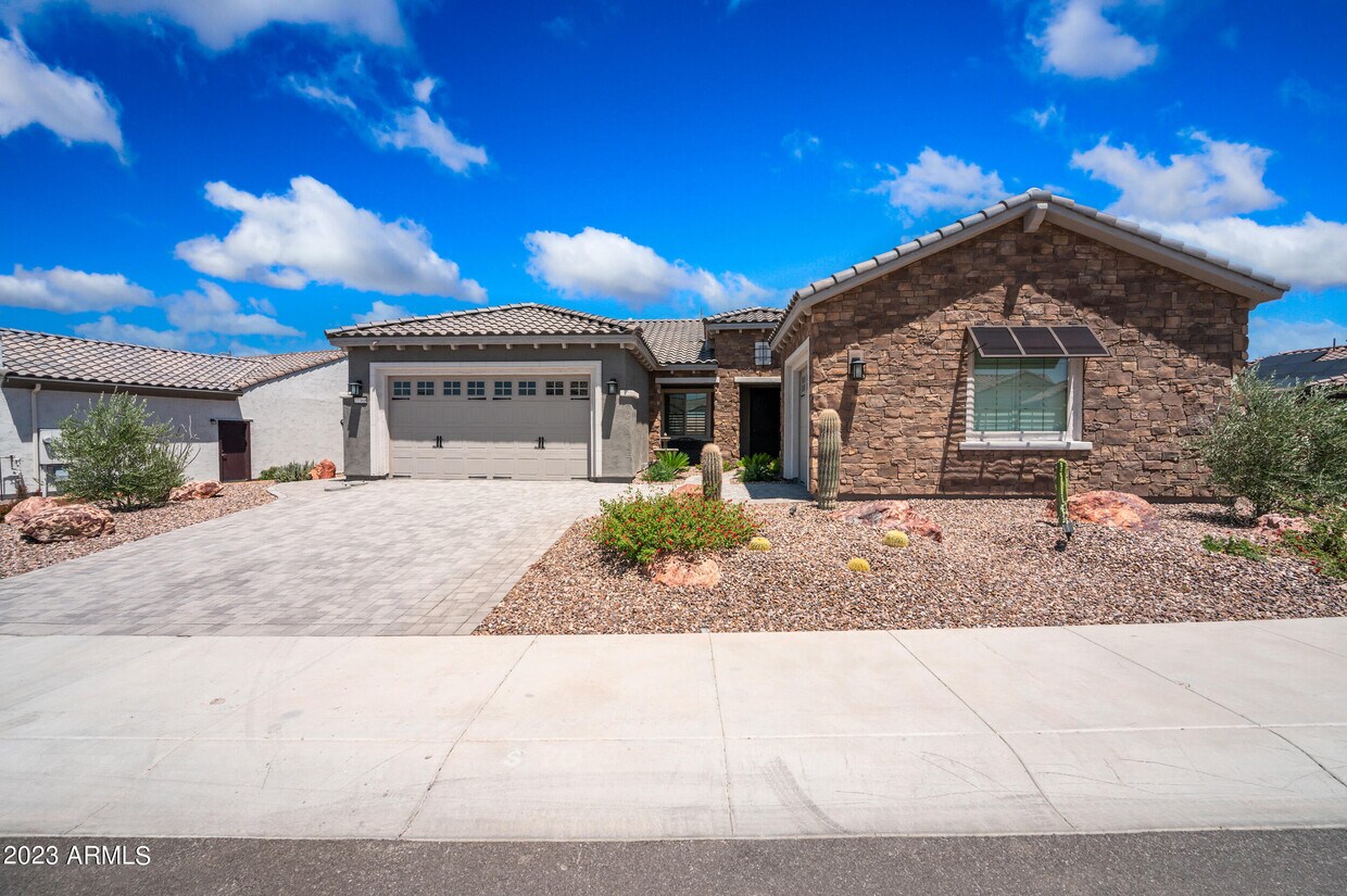 Primary Photo - 27368 W Osprey Dr