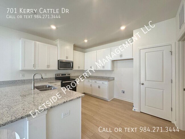 Building Photo - 701 Kerry Cattle Dr