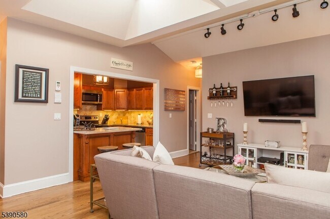 Foto del edificio - 309 1st St