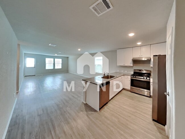 Building Photo - 2778 Rosefinch