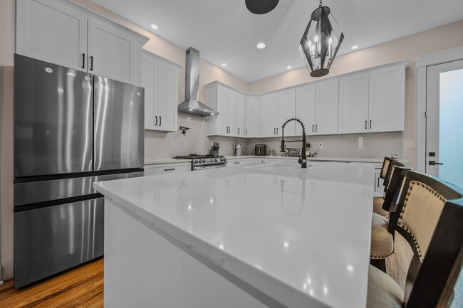 Foto del edificio - 3109 Curtis St
