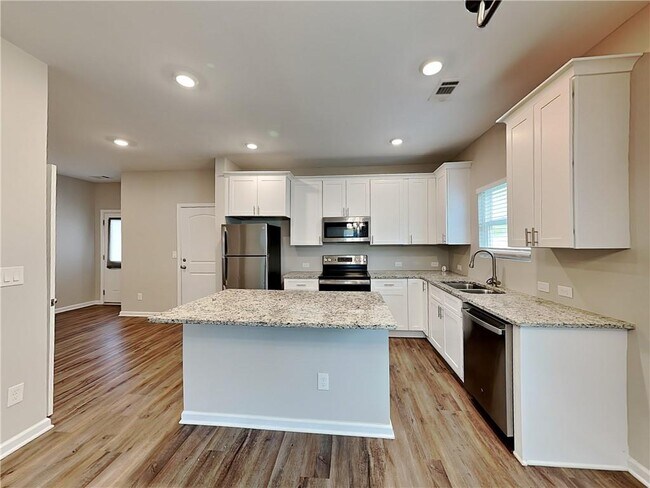 Foto del edificio - 4903 Heritage Cir