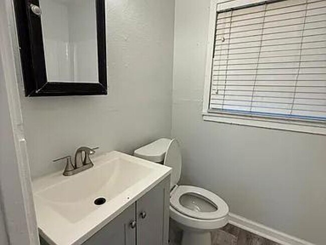 Foto del edificio - Fresh, Bright & Move-In Ready on Willow Lane!