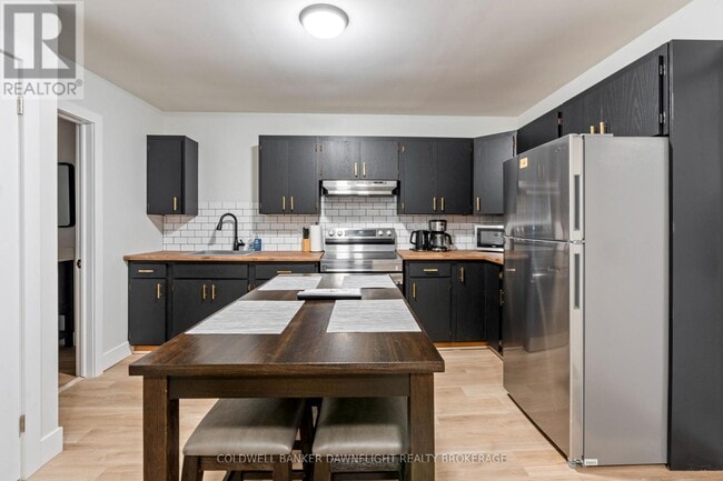 Building Photo - 383 Main St S