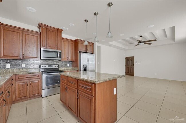 Building Photo - 2801 Sabercat Ave