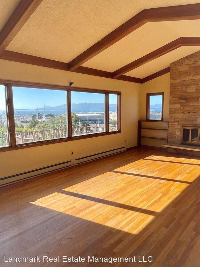 Foto del edificio - 2 br, 2 bath House - 2607 Eldridge Avenue