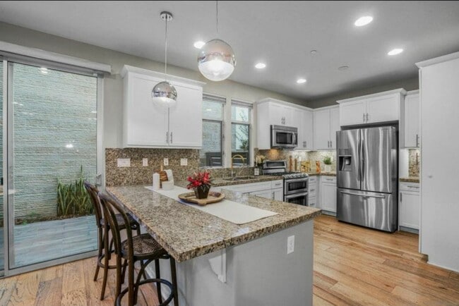 Kitchen - 7879 Altana Way