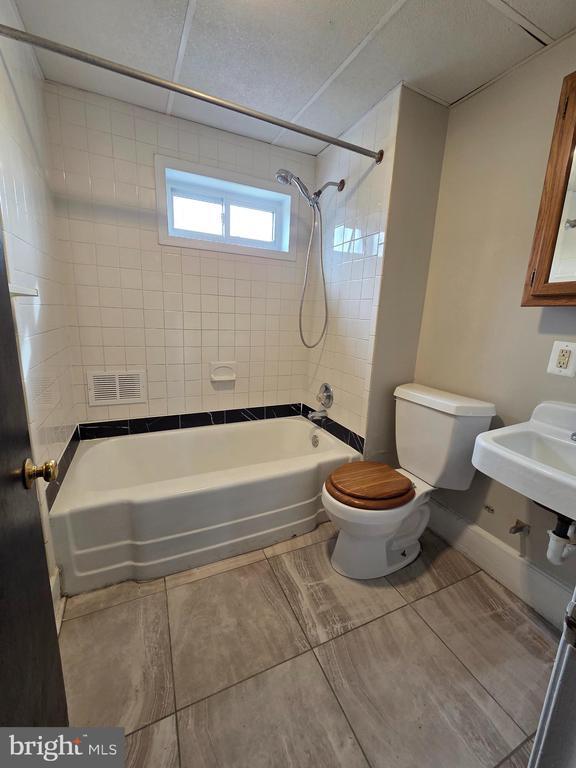 Foto del edificio - 306 Concord Ave