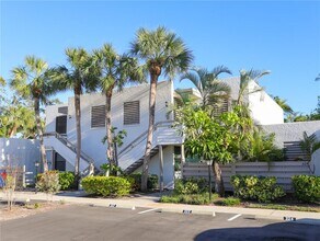 Building Photo - 322 Timber Lake Dr