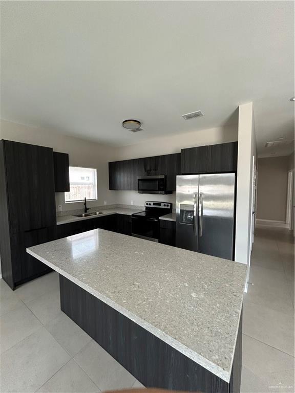 Foto del edificio - 3312 S Colt Ln