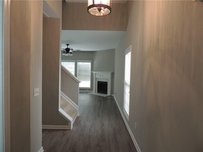 Foto del edificio - 320 Pintail Ct