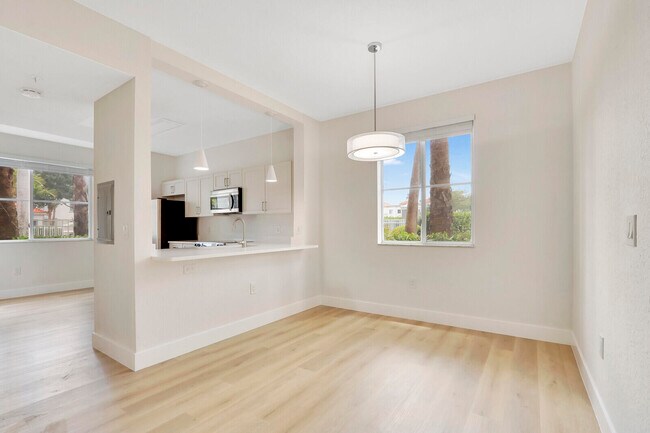 Foto del edificio - 11037 Legacy Blvd