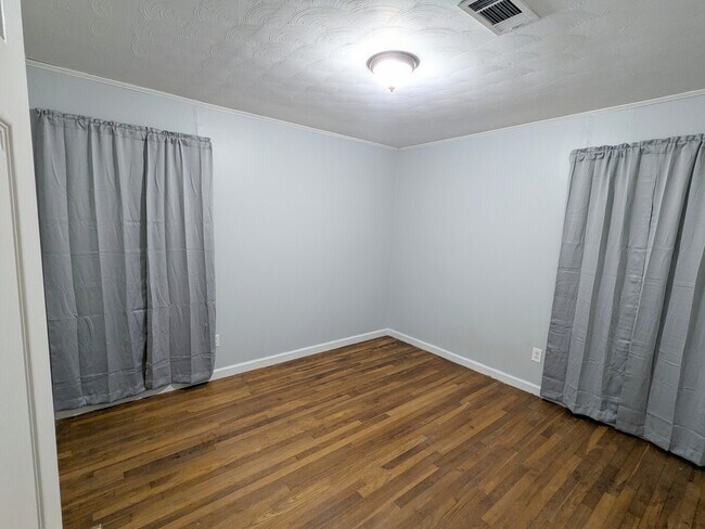 Foto del edificio - 783 W Cooper St