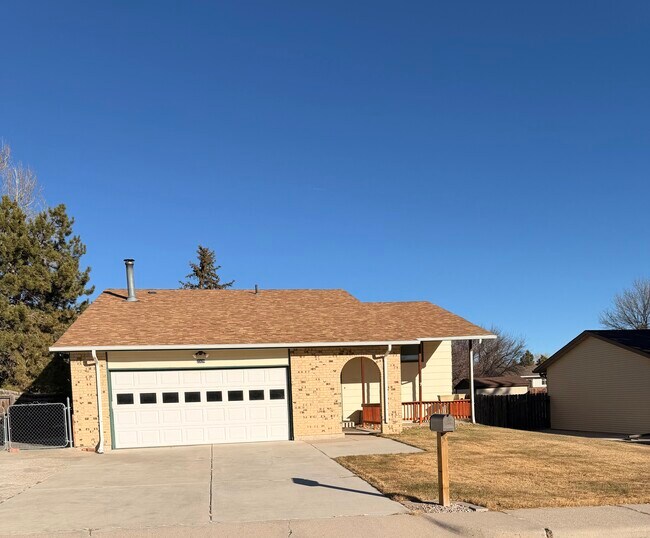 Building Photo - 2328 Apache St