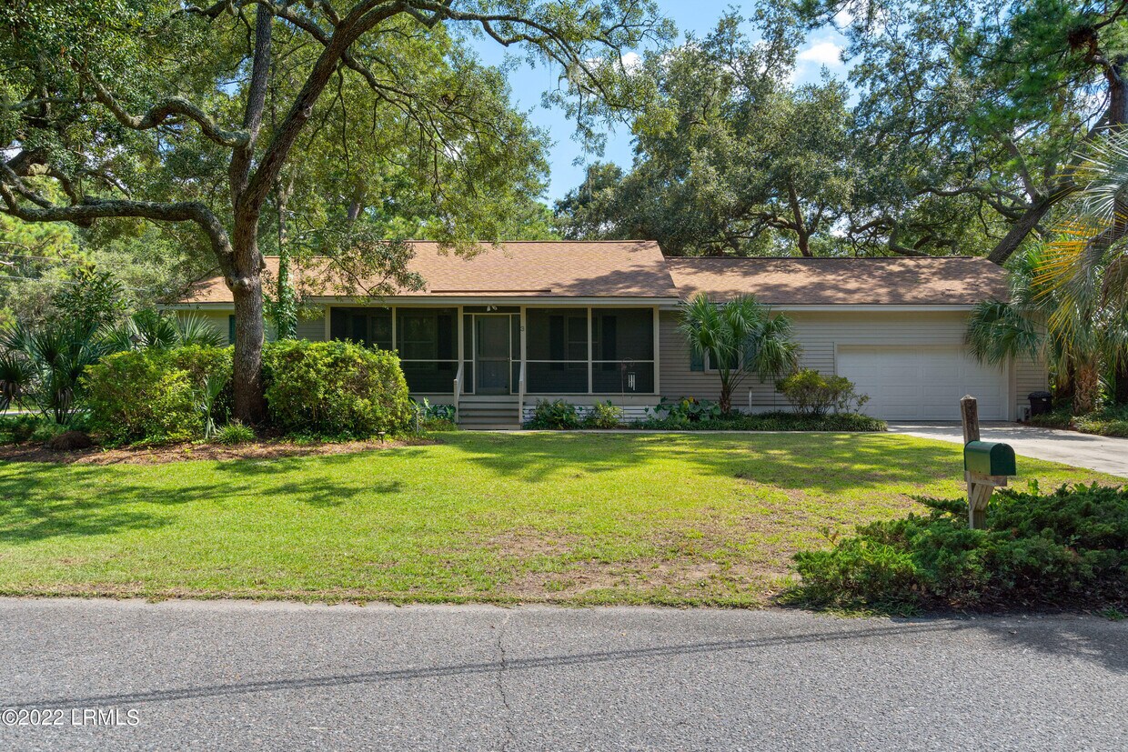 3 Hilda Ave, Beaufort, SC 29907 House Rental in Beaufort, SC