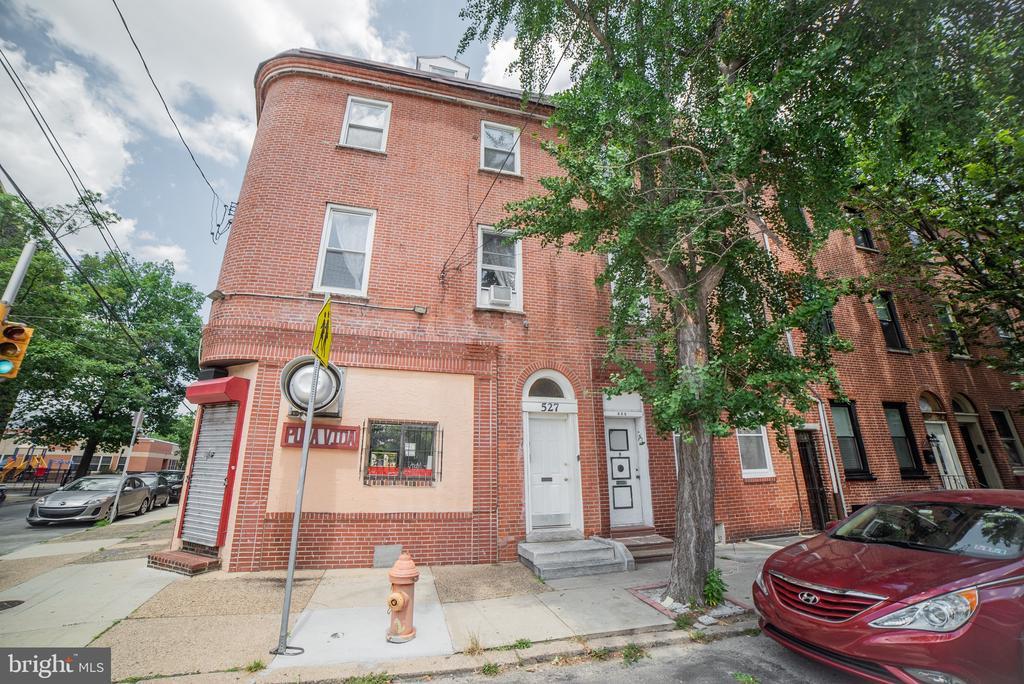 Primary Photo - 527 Fairmount Ave