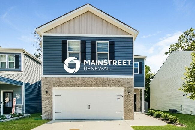 Building Photo - 4 Bedroom Pet-Friendly Home in Clinton, TN with Main Street Renewal