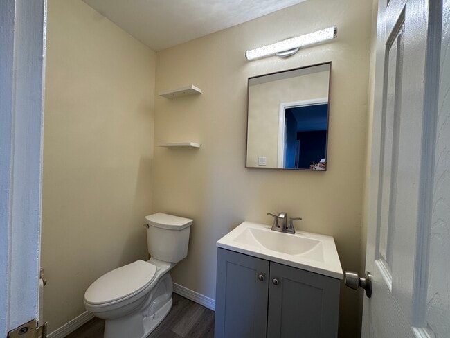 Building Photo - 1412 Whitpain Hls