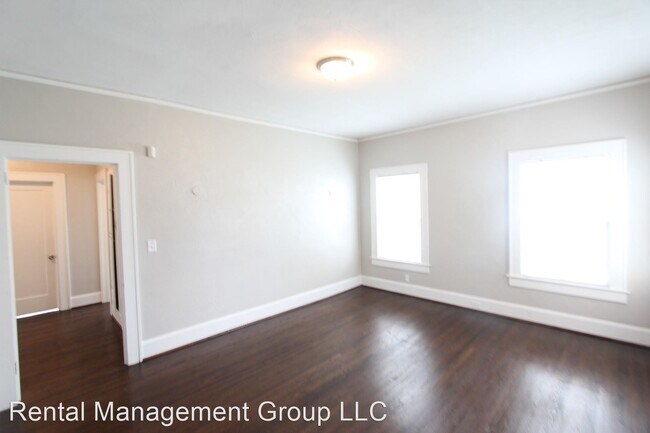 Foto del edificio - 3 br, 1.5 bath House - 632 Oakland Avenue
