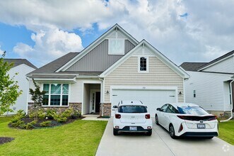 Building Photo - 182 Abersham Dr
