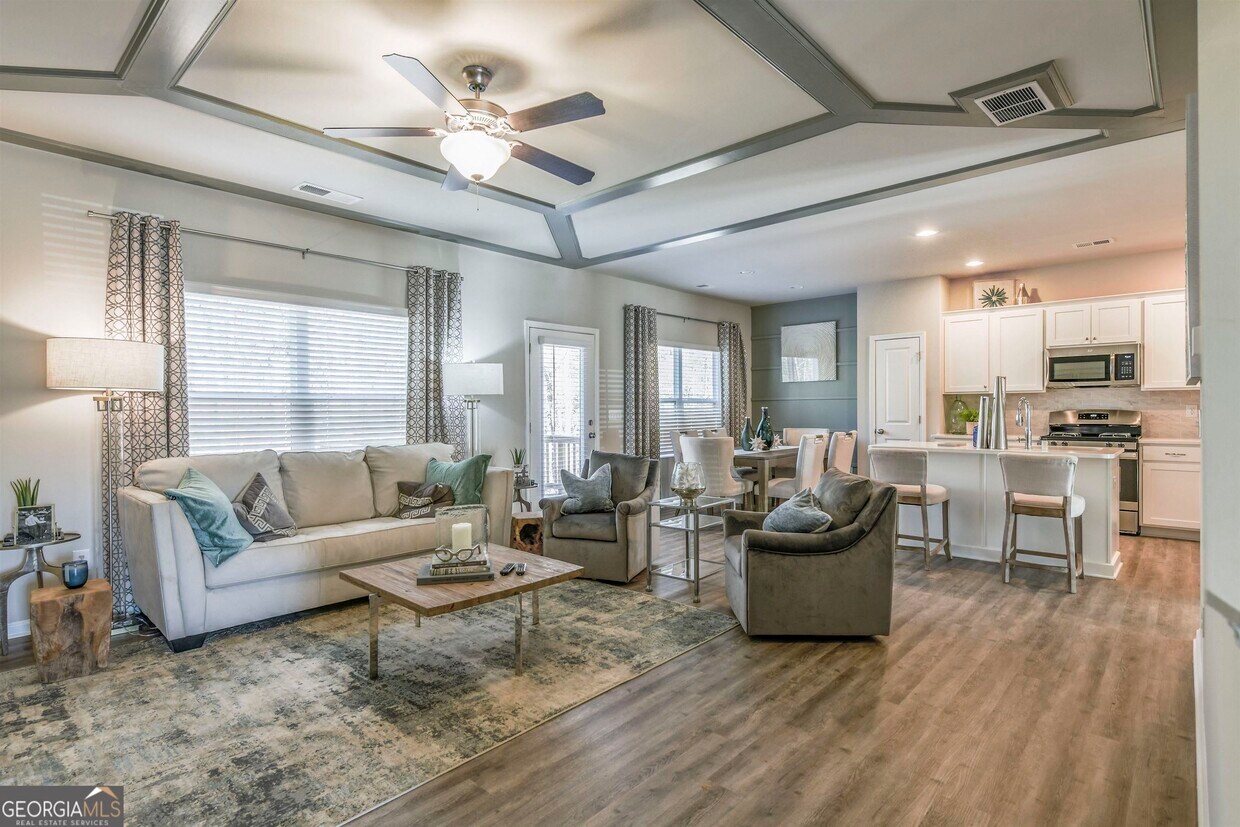 Foto principal - 213 N Fortune Way