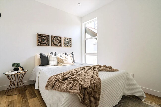 Building Photo - 2947 B St